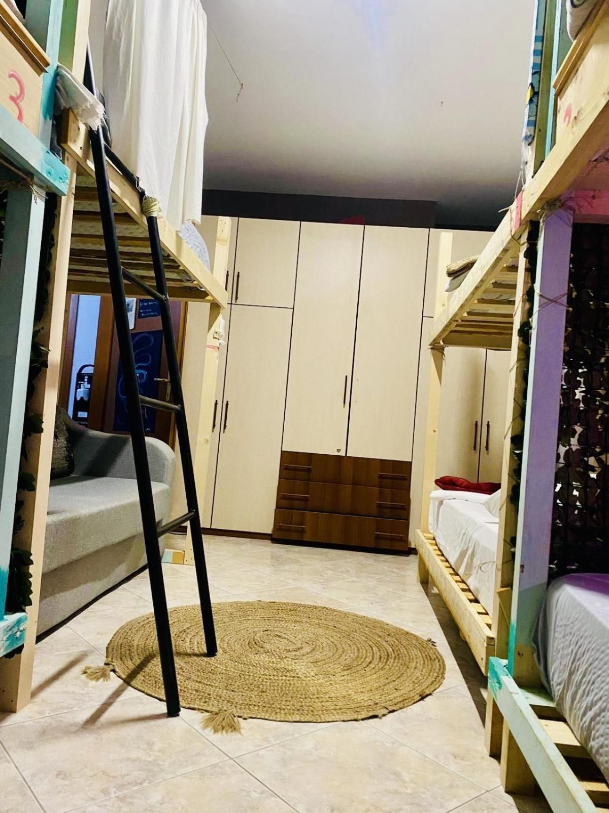 Maison D'artiste Auberge de jeunesse *